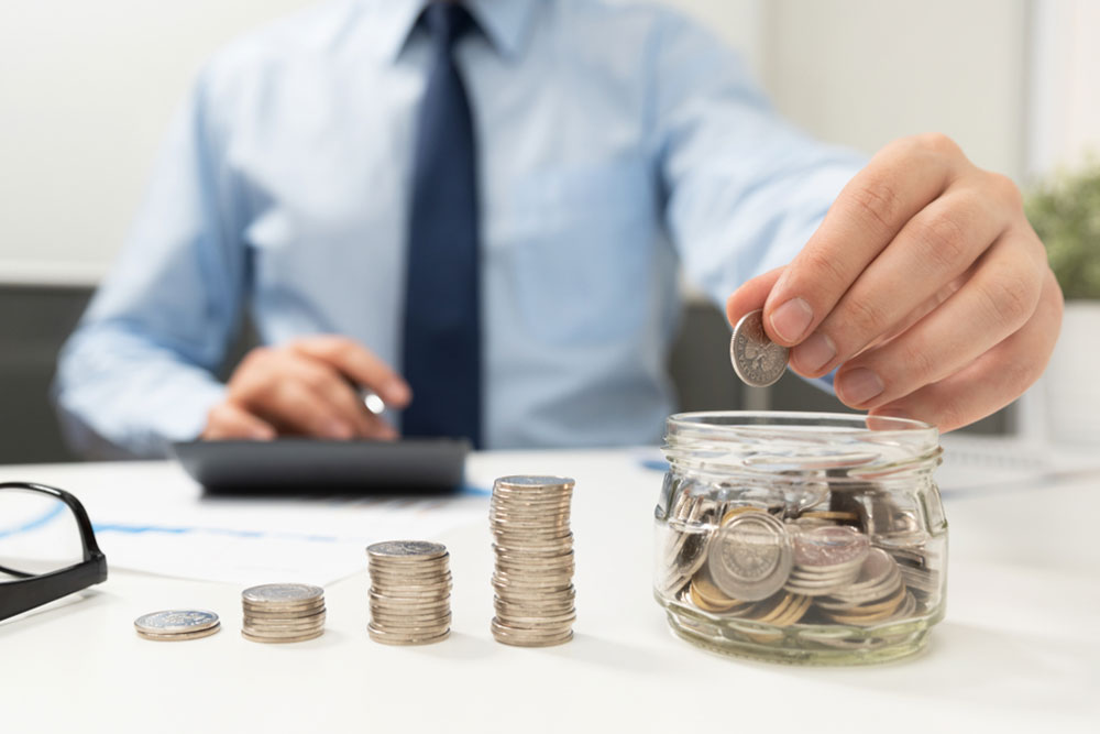 Pros and cons of debt financing